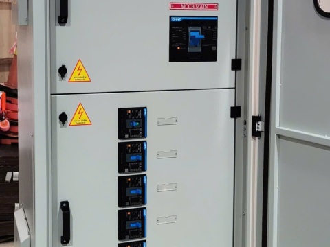 TỦ ĐIỆN PHÂN PHỐI HỆ THỐNG SOLAR: BỘ 3 TỦ MSB 800A-1600A 
