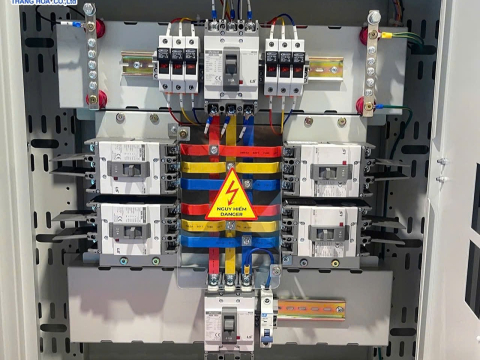 9 LÔ TỦ ĐIỆN DB ( Distribution Board) – THĂNG HOA 