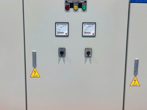 9 LÔ TỦ ĐIỆN DB ( Distribution Board) – THĂNG HOA 