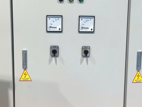 9 LÔ TỦ ĐIỆN DB ( Distribution Board) – THĂNG HOA 
