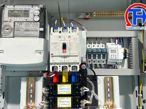 TỦ ĐIỆN DB ( Distribution Board) 200A - PANEL 