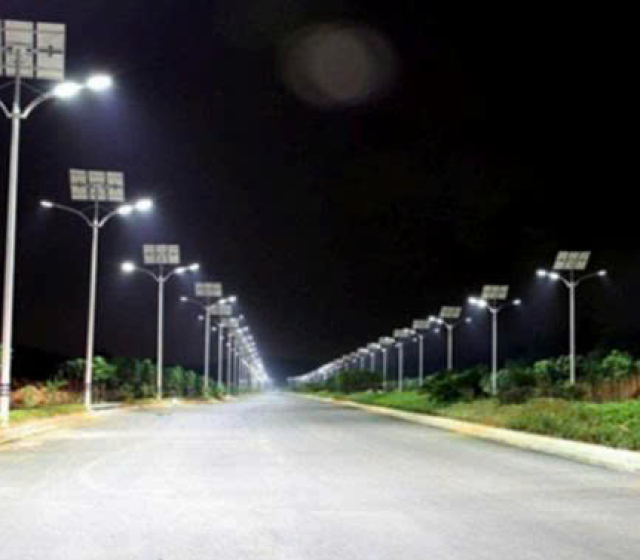 Cung Cấp Và Lắp Đặt chiếu Sáng -  Năng Lượng Mặt trời. Tại Cam Ranh - Khánh Hòa 